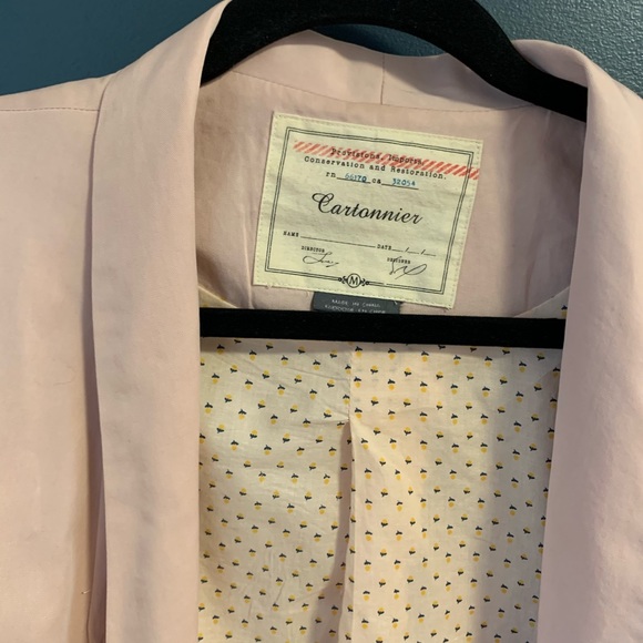 Cropped Jacket with ruffle hem - Picture 2 of 2